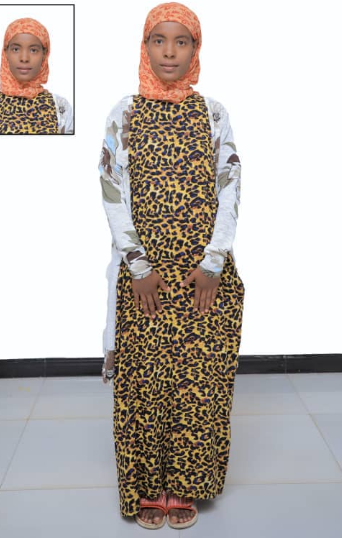 Full body photo